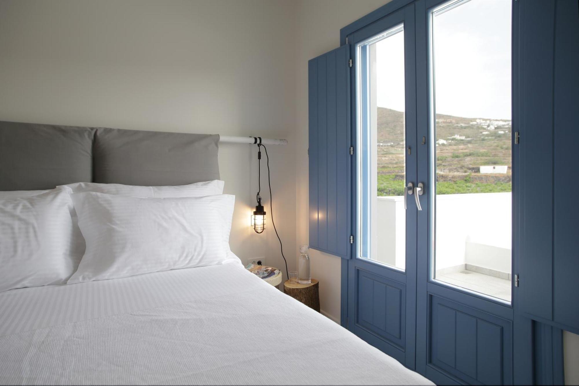 Vino Houses Santorini Foinikia  ภายนอก รูปภาพ